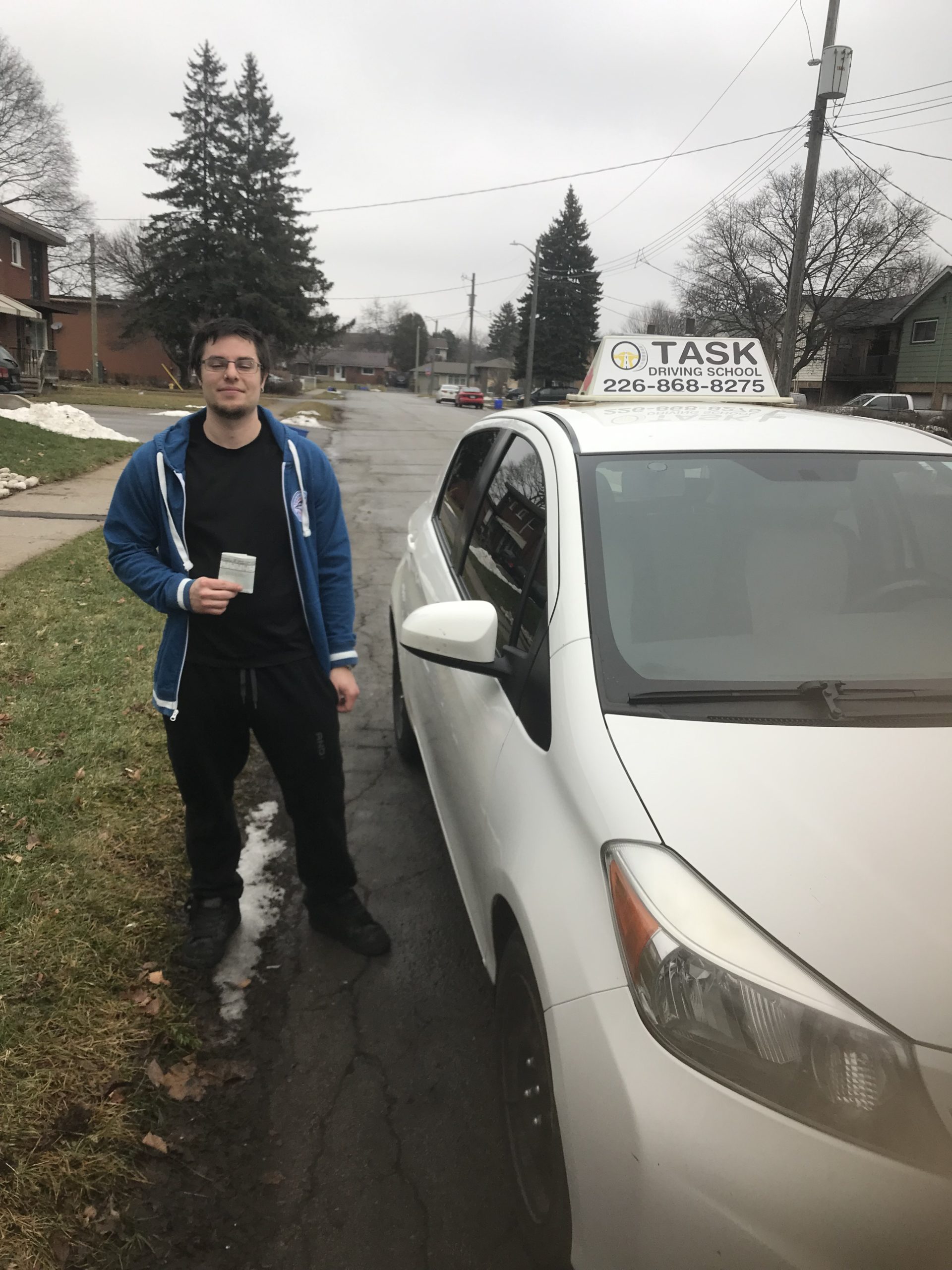 Task Driving School Full driving course (BDE) in Kitchener, Waterloo